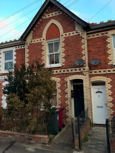 2 Bedroom Terraced House To Rent In Freshwater Road, Reading, Berkshire, RG1