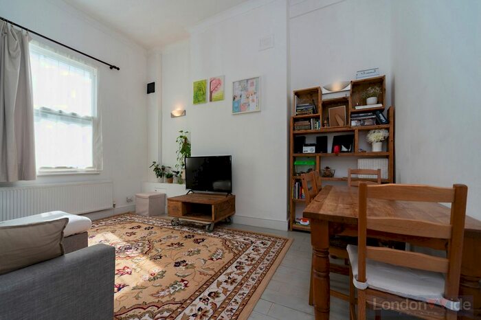 2 Bedroom Flat To Rent In B, Goldney Road, London, W9