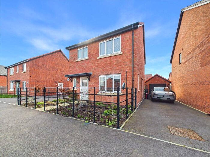 3 Bedroom Detached House For Sale In Goldsmith Road, Churchdown, Gloucester, Gloucestershire, GL3