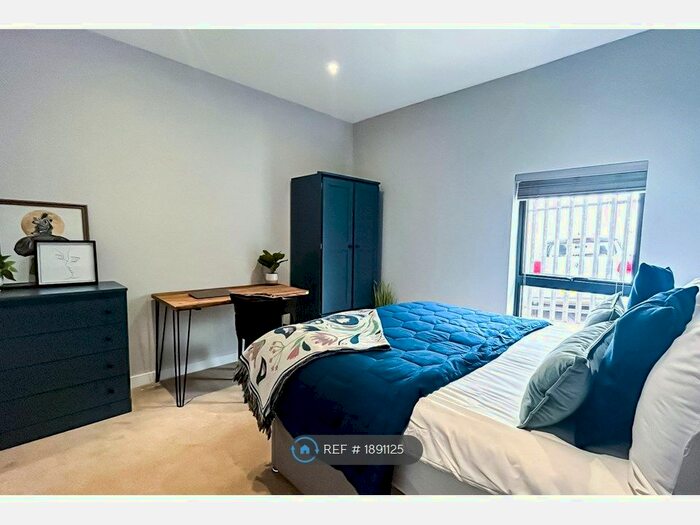 4 Bedroom Flat To Rent In Coronation Road, Southville, Bristol, BS3