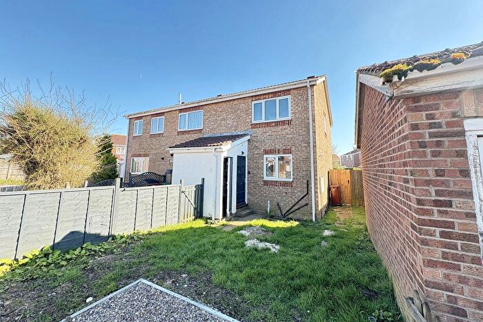 2 Bedroom End Of Terrace House For Sale In Proctors Way, Hibaldstow, Brigg, North Lincolnshire, DN20