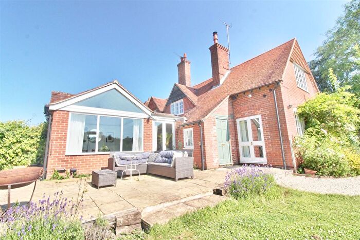 3 Bedroom Semi-Detached House To Rent In Well House Lane, Frilsham, Thatcham, RG18