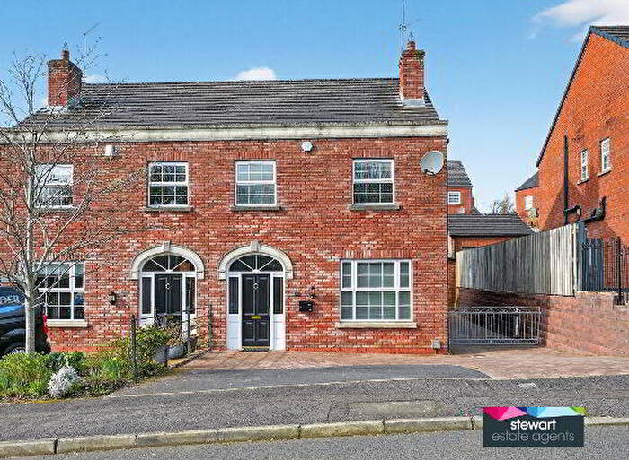 4 Bedroom Semi-Detached House For Sale In Glebe Place, Moira, BT67