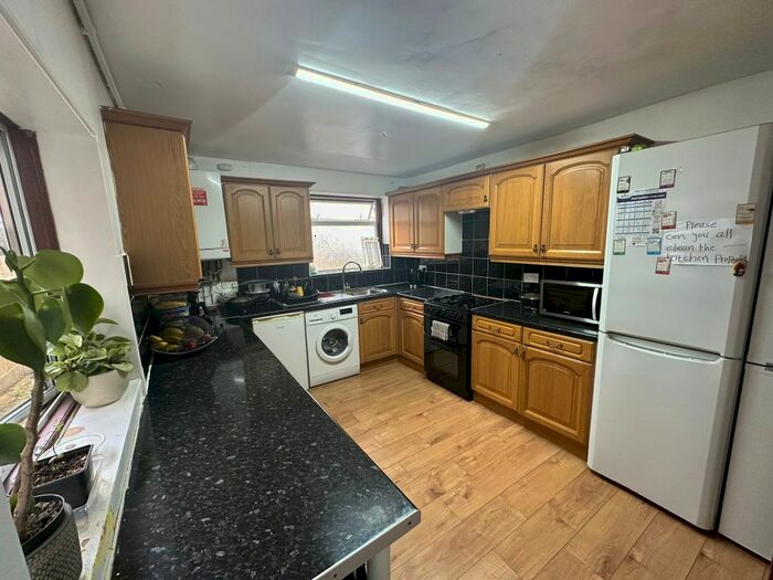 3 Bedroom Terraced House To Rent In Strone Road, London, E12