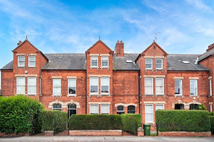 5 Bedroom Terraced House For Sale In London Road, Retford, DN22