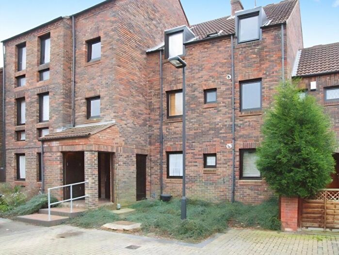 2 Bedroom Flat For Sale In Southwick Close, Paston, Peterborough, PE4