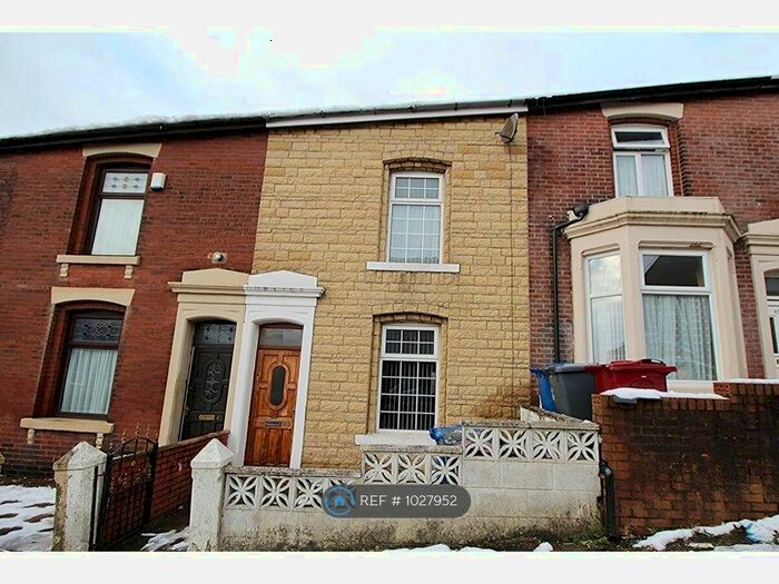 4 Bedroom Terraced House To Rent In Langham Road, Blackburn, BB1