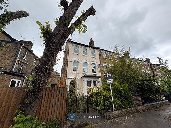 2 Bedroom Flat To Rent In Ashley Road, London, N19