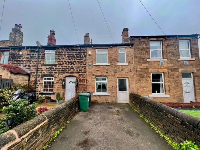 2 Bedroom Terraced House To Rent In Owl Lane, Shaw Cross, Dewsbury, WF12