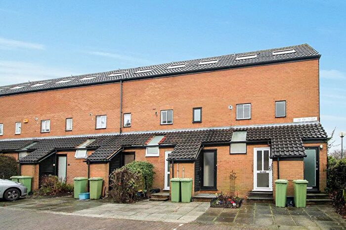 1 Bedroom Flat For Sale In North Th Street, Central Milton Keynes, MK9