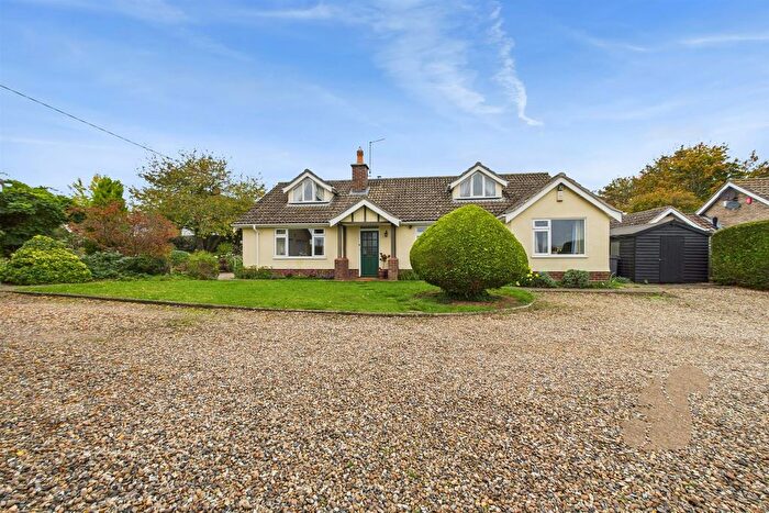 4 Bedroom Detached Bungalow For Sale In West Stow Road, Flempton., IP28