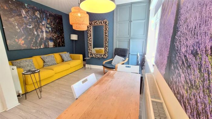 4 Bedroom Semi-Detached House To Rent In Caernarfon Road, Bangor, Gwynedd, LL57