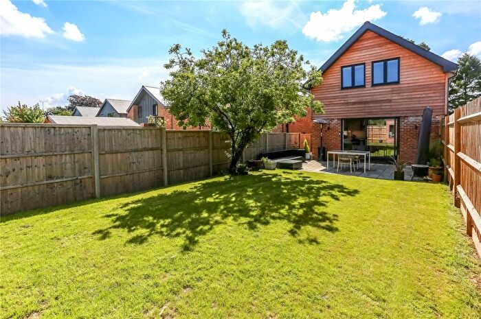 3 Bedroom Detached House To Rent In Downs Road, South Wonston, Winchester, Hampshire, SO21