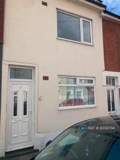 2 Bedroom Terraced House To Rent In Newcomen Road, Portsmouth, PO2