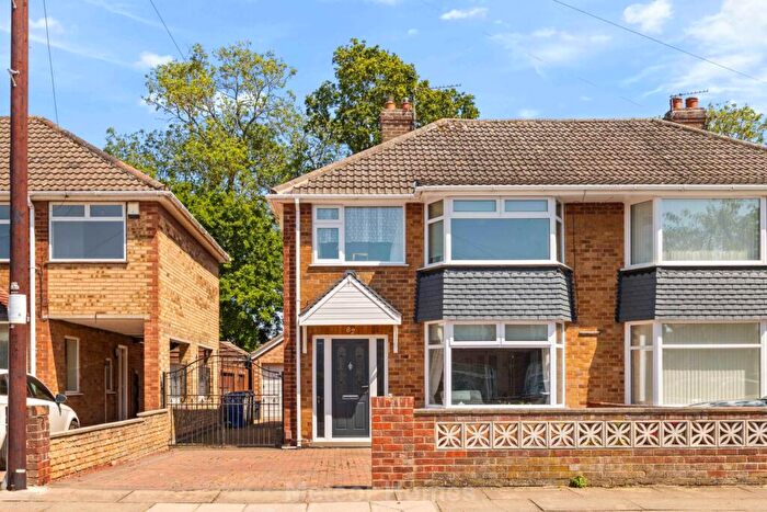 3 Bedroom Semi-Detached House For Sale In Brookfield Road, Scartho, DN33