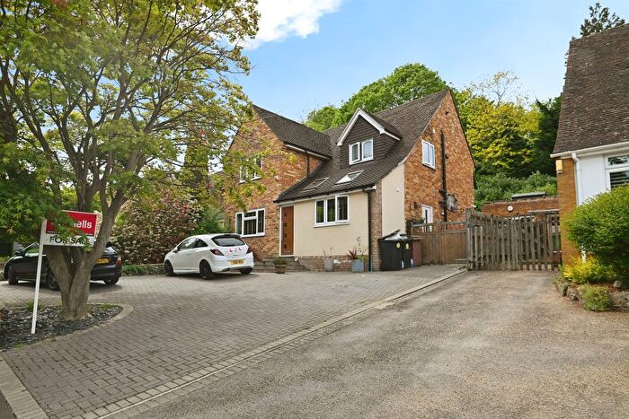 3 Bedroom Detached House For Sale In Trapham Road, Maidstone, ME16