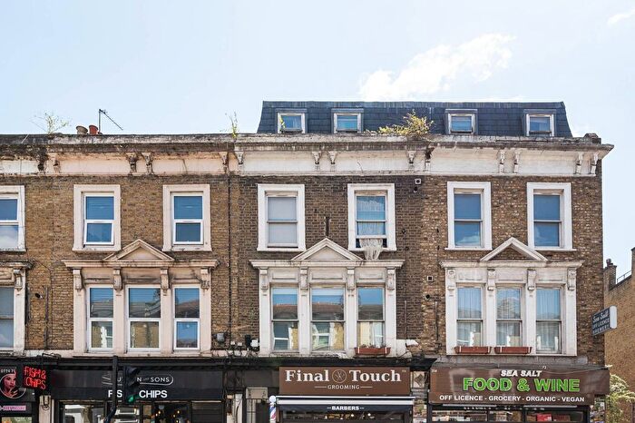 1 Bedroom Flat To Rent In Graham Road, Hackney, London, E8