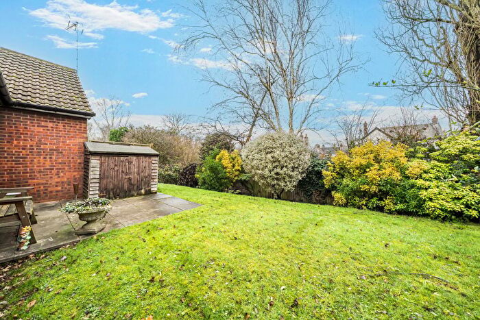 1 Bedroom Retirement Property For Sale In Plymouth Close, Redditch, B97