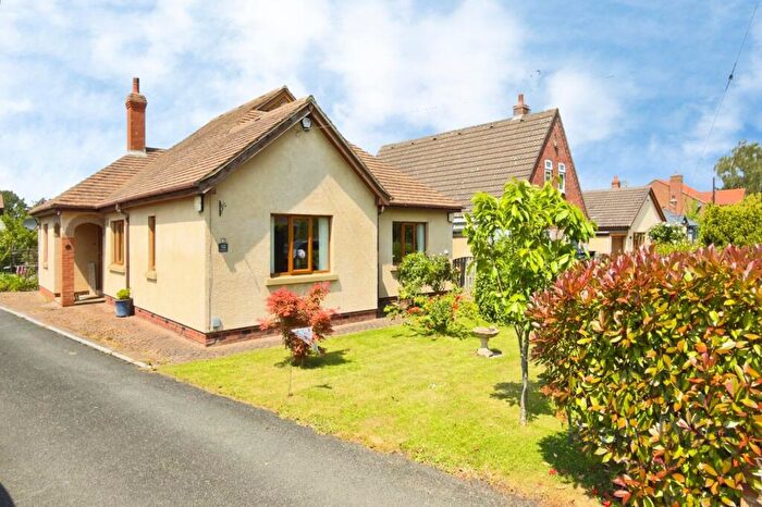 3 Bedroom Bungalow For Sale In Lodge Lane, Gowdall, Goole, East Riding Of Yorkshi, DN14