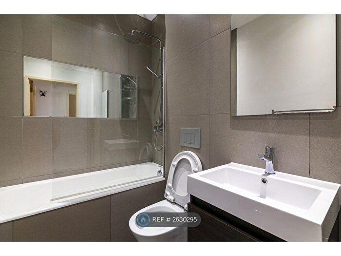1 Bedroom Flat To Rent In Channelsea House, London, E15