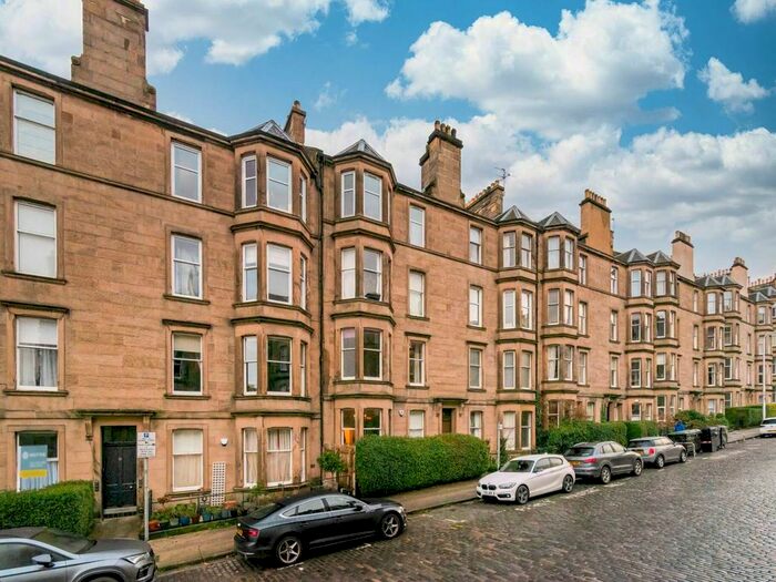 2 Bedroom Flat To Rent In Comely Bank Avenue, Comely Bank, Edinburgh, EH4