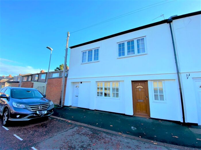 1 Bedroom Apartment For Sale In Staithes Lane, Morpeth, NE61