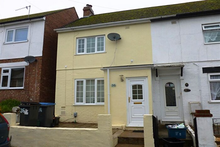2 Bedroom Flat To Rent In Lowther Road, CT17