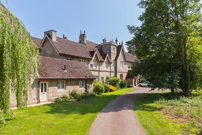 2 Bedroom Apartment To Rent In Fringford, Near Bicester, OX27