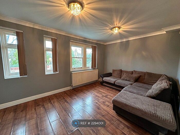 2 Bedroom Flat To Rent In Sydenham Road, London, SE26