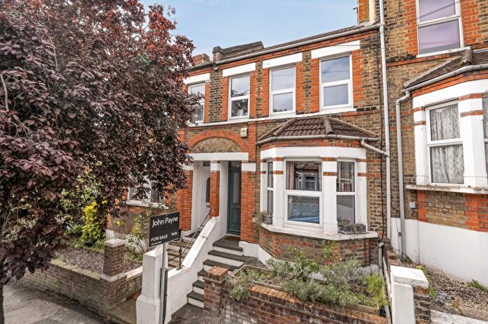 2 Bedroom Terraced House For Sale In Leghorn Road, Plumstead, SE18