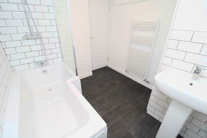 3 Bedroom Terraced House To Rent In Brithweunydd Road, Tonypandy, CF40