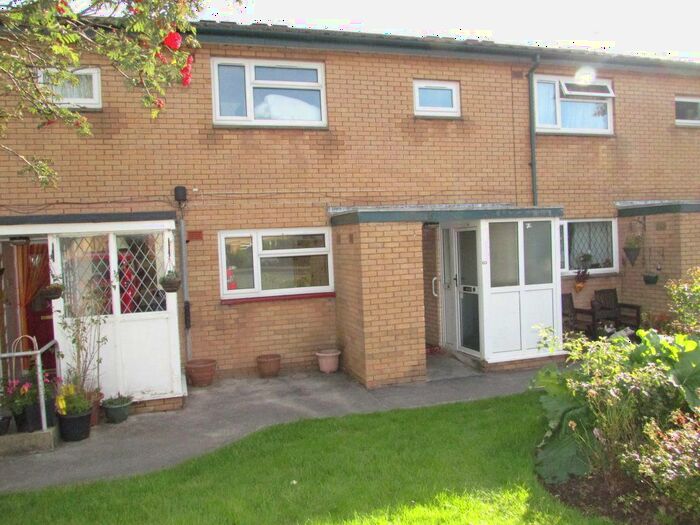 1 Bedroom Flat To Rent In Linden Place, Blackpool, Lancashire, FY2