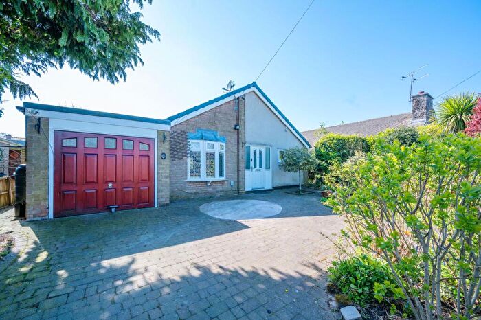 2 Bedroom Detached House For Sale In Hallmoor Close, Aughton, L39