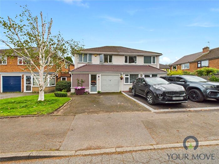 3 Bedroom Semi-Detached House For Sale In School Drive, Wythall, Birmingham, Worcestershire, B47