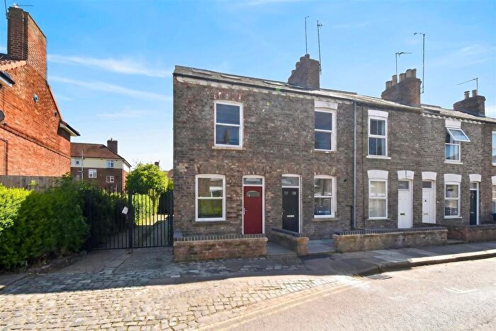 3 Bedroom Terraced House For Sale In Dale Street, York, YO23