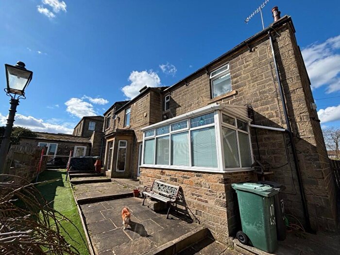 4 Bedroom Detached House For Sale In Lodge Street, Cullingworth, West Yorkshire, BD13