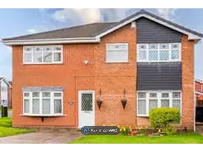 5 Bedroom Detached House To Rent In Bayston Avenue, Wolverhampton, WV3