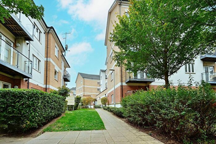 1 Bedroom Flat For Sale In Edridge Court, Watford, WD25