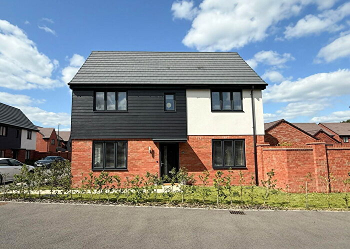 4 Bedroom Detached House For Sale In Ken Wilkinson Drive, Solihull, B90