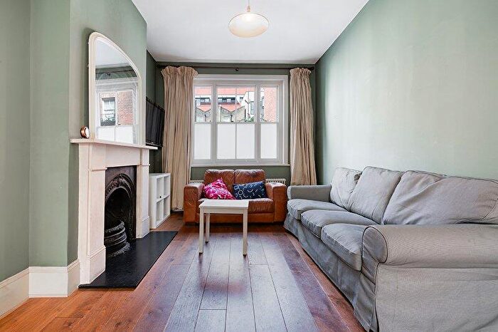5 Bedroom House To Rent In Halcrow Street, London, E1
