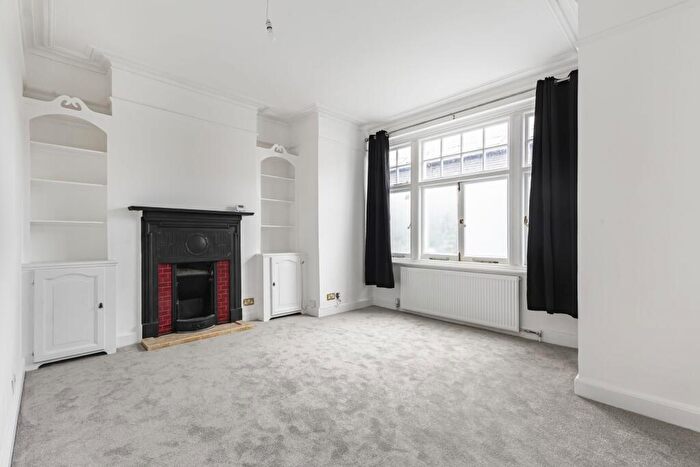 1 Bedroom Apartment To Rent In Cowley Mansions, Mortlake High Street, Mortlake, SW14