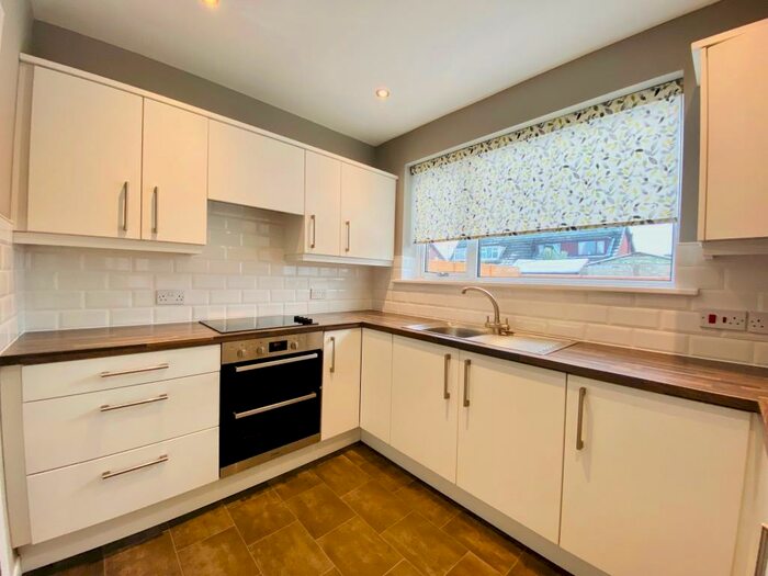 3 Bedroom House To Rent In Coniston Avenue, Euxton Chorley, PR7