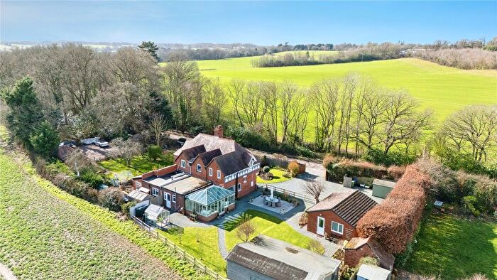 3 Bedroom Semi-Detached House For Sale In Beausale Lane, Hatton, Warwick, Warwickshire, CV35