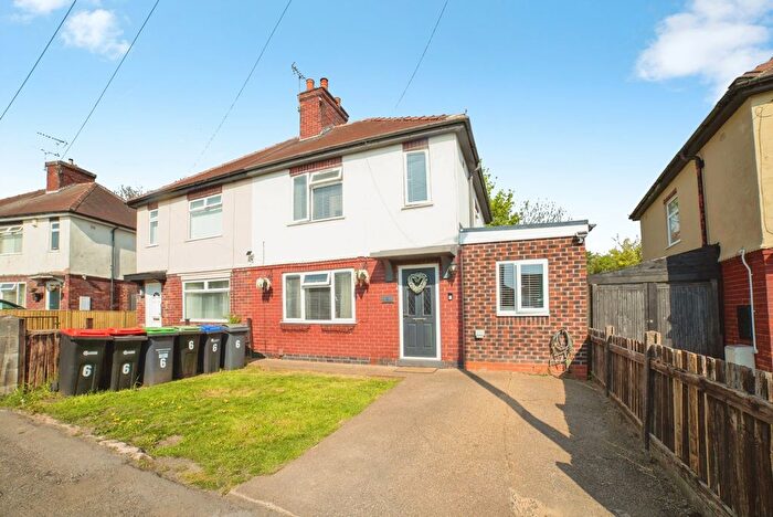 4 Bedroom Semi Detached House For Sale In The Crescent, Sutton-In-Ashfield, Nottinghamshire, NG17