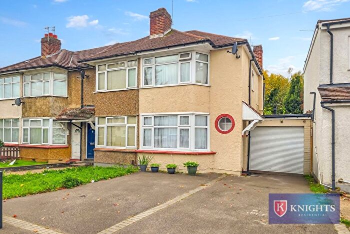 2 Bedroom Semi-detached House For Sale In Nightingale Road, London, N9