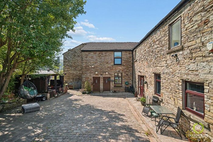 8 Bedroom Detached House For Sale In Brandwood Street, Darwen, BB3