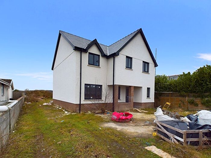 4 Bedroom Detached House For Sale In Felindre, Llangadog, Carmarthenshire, SA19