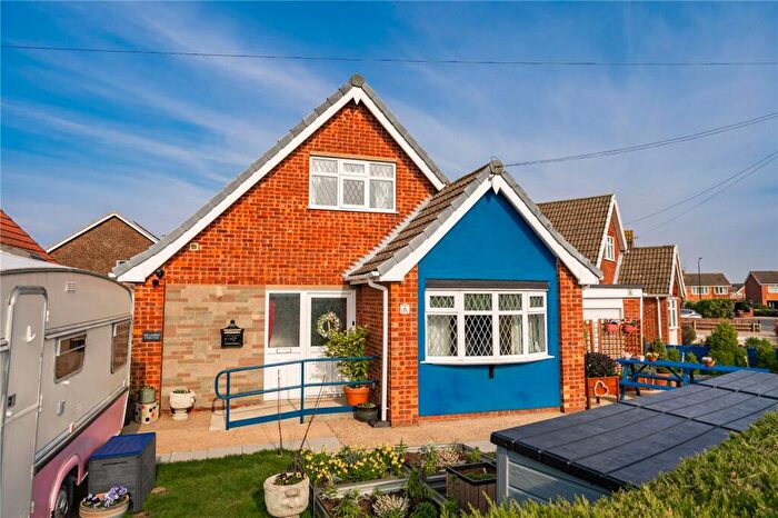 3 Bedroom Bungalow For Sale In Waby Close, Grimsby, Lincolnshire, DN37