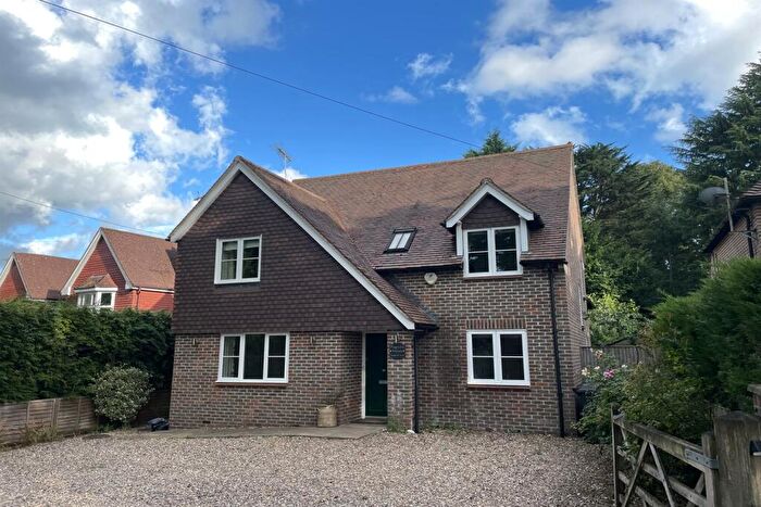 5 Bedroom House To Rent In Peppard Lane, RG9