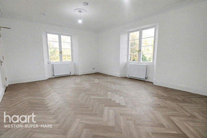 2 Bedroom Flat To Rent In Lower Church Road, Weston-Super-Mare, BS23